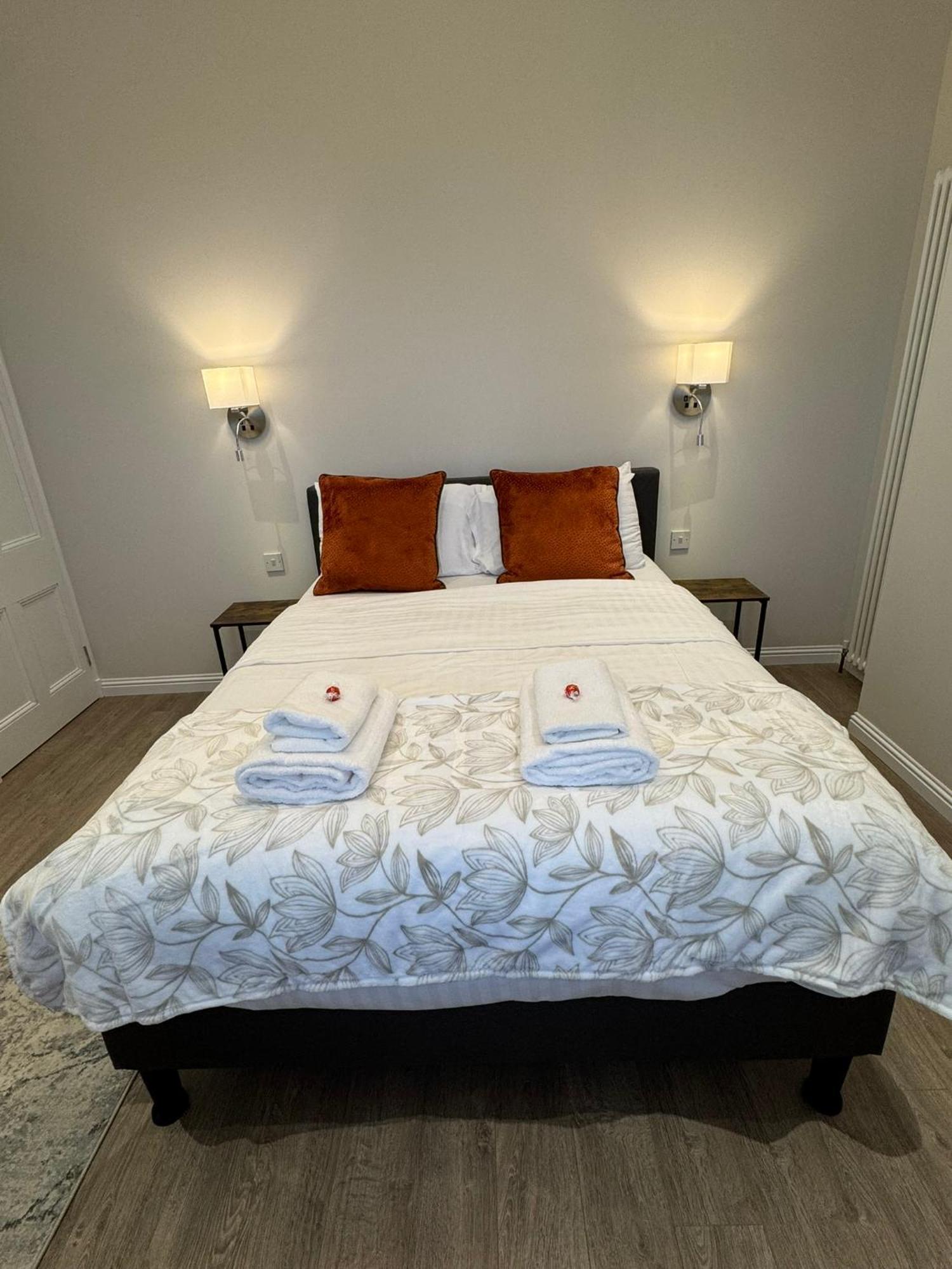 Luxury 2 Bedroom Cottage West Calder Ngoại thất bức ảnh